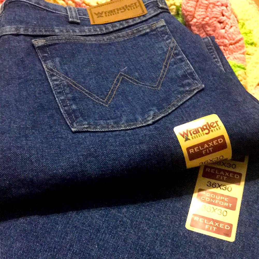 (2) Wrangler Rugged Wear Jeans-36x30